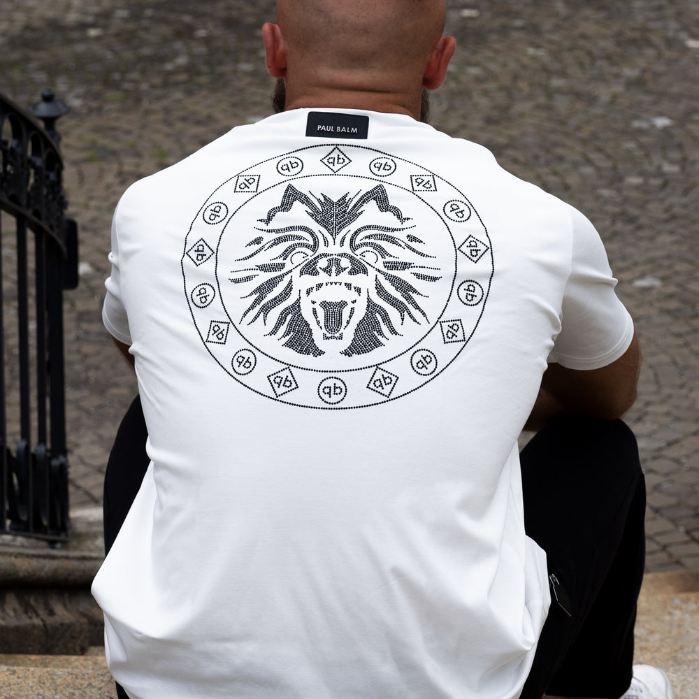 
                      
                        Crystal Yuki Circle T-Shirt
                      
                    